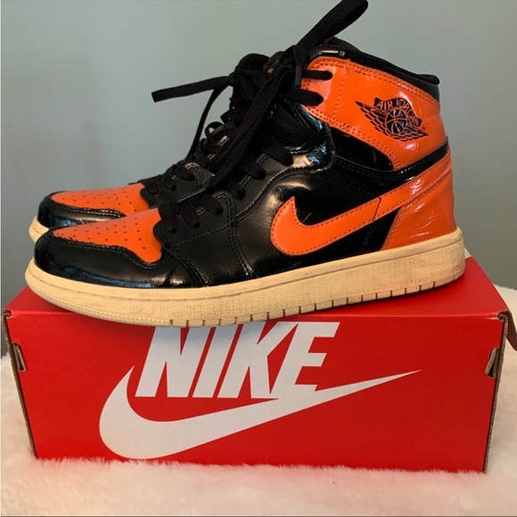 Jordan Shoes - Jordan 1 ‘shattered backboard reps